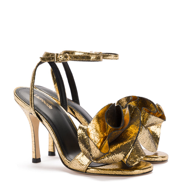 Penelope Sandal In Gold Cracked Metallic Leather - Larroude