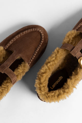 Hydra Shearling Moccasin Burnt Umber Suede Mule Larroudé