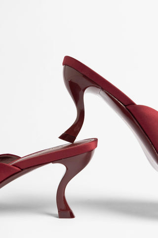 Larroudé by Nicolò B.: Maria Mule Burgundy Satin Pump Larroudé x Nicolò Beretta
