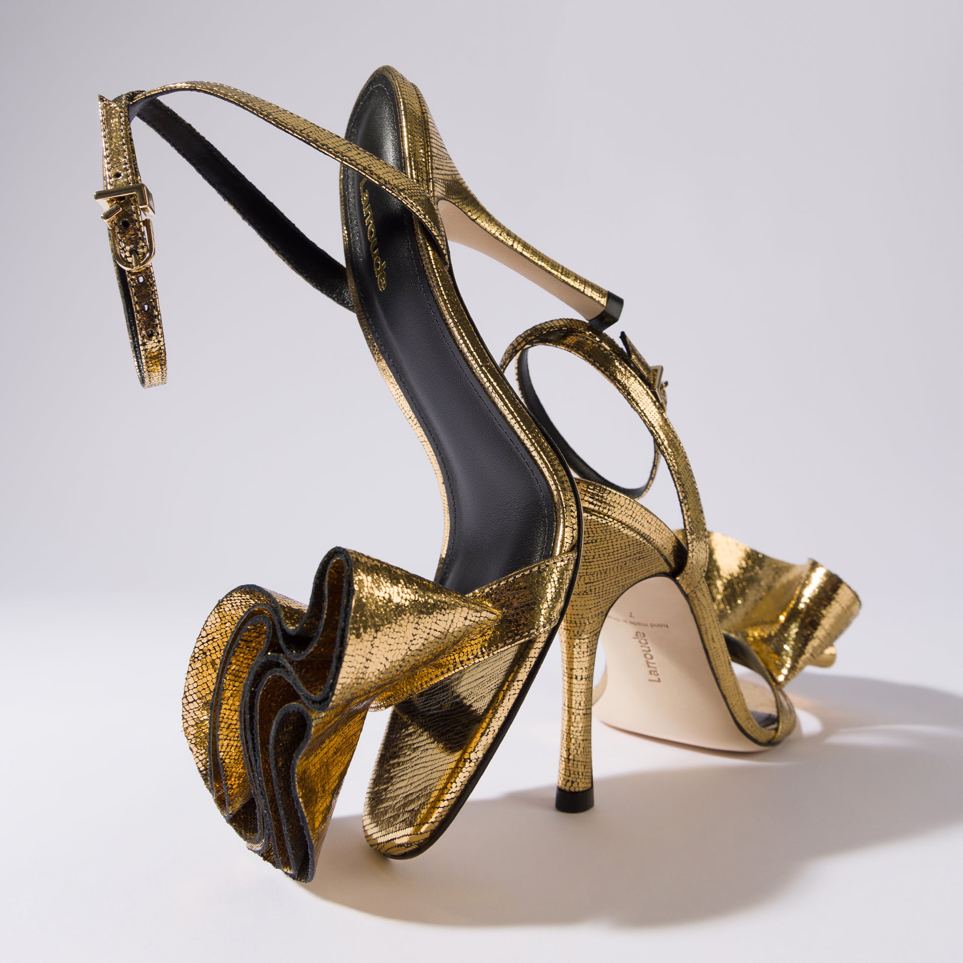 Penelope Sandal In Gold Cracked Metallic Leather
