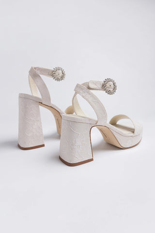 Larroudé x Markarian: Dolly Low Sandal White Lace Sandal Larroudé x Markarian