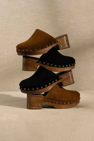 Miso Low Clog In Russet Suede Mule Larroudé