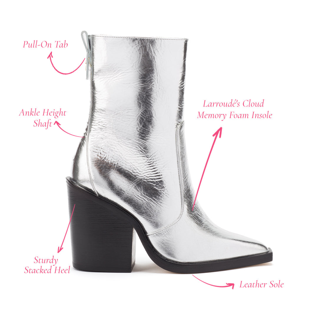 James Boot In Silver Crinkled Leather
