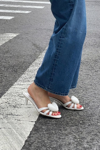 Amore Mule White Patent Leather Mule Larroudé