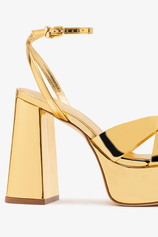 Dolly X Platform Sandal In Gold Specchio