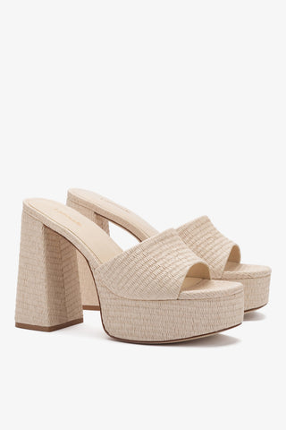 Dolly Mule In Natural Raffia