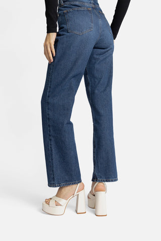 Dolly X Platform Sandal In Pearl Leather