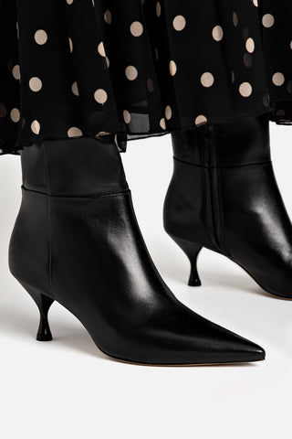Kate Mid Boot In Black Leather