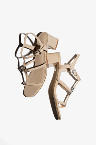 Hana Block Sandal Sand Patent Leather Sandal Larroudé
