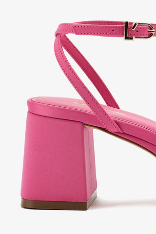 Gio Sandal In Pink Satin