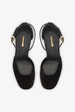 Ari Pump In Black Suede