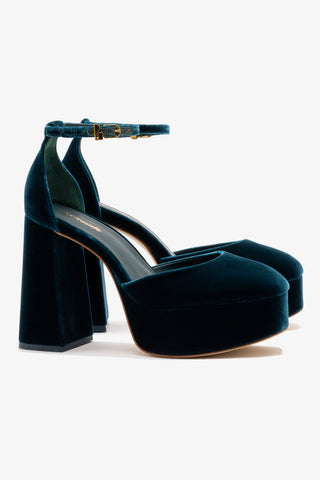 Ari Pump In Deepsea Velvet Womens - Shoes - Pumps Larroudé
