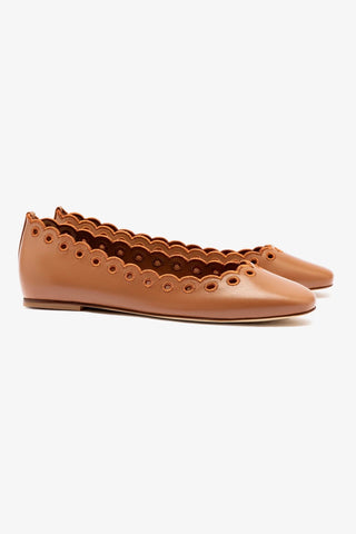 Meghan Broderie Flat In Caramel Leather