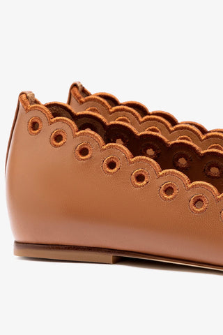 Meghan Broderie Flat In Caramel Leather