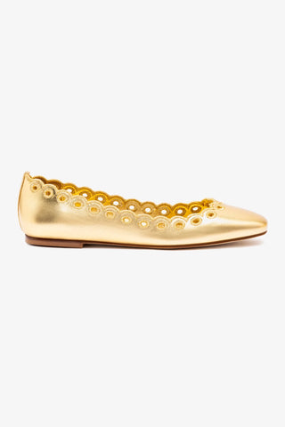 Meghan Broderie Flat In Gold Metallic Leather