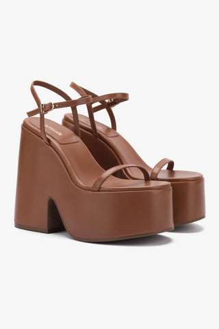 Wanda Platform Sandal In Caramel Leather