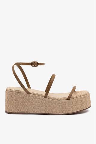 Gio Flatform Sandal In Natural Raffia and Hazelnut Trimming