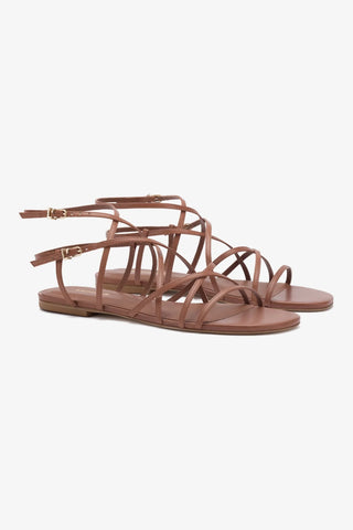 Naomi Flat Sandal In Caramel Leather