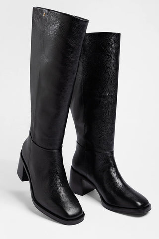 Ricky Wide Boot Black Leather Boot Larroudé