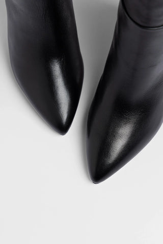 Cindy Wide Black Leather Boot Larroudé