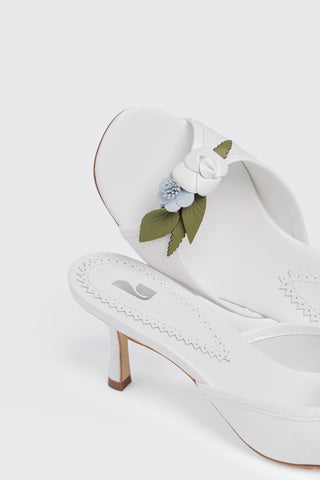 Juliette Mule White Leather Mule Larroudé