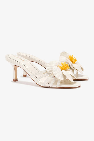 Magnolia Mule In Ivory Leather