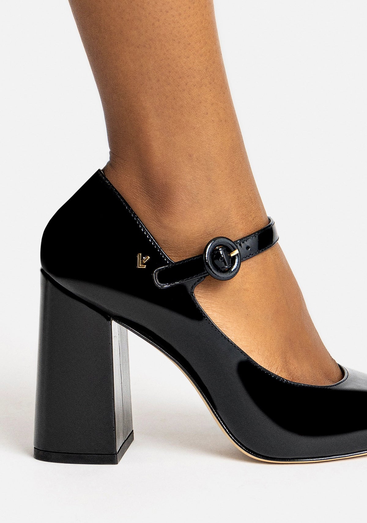 Blair Hi Pump In Black Patent Leather Pumps Larroudé – Larroude