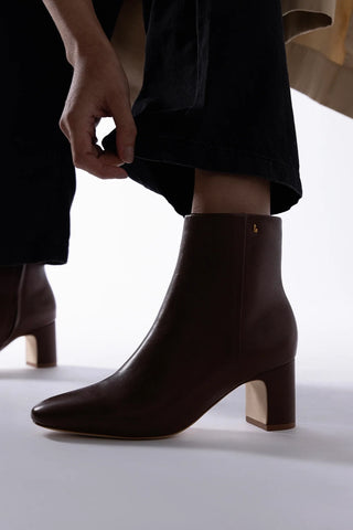 Gloria Boot Burnt Umber Leather Boot Larroudé