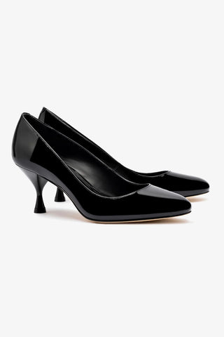 Michelle Lo Pump In Black Patent Leather