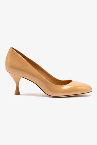 Michelle Lo Pump In Tan Patent Leather