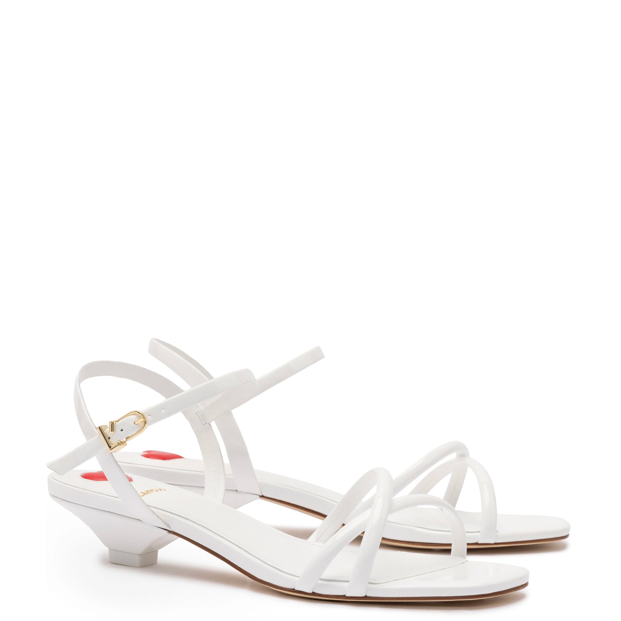 Sandalia Charlotte en charol blanco