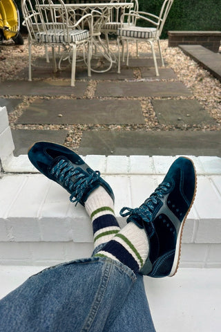 Stella Sneaker In Deepsea Velvet Sneaker Larroudé