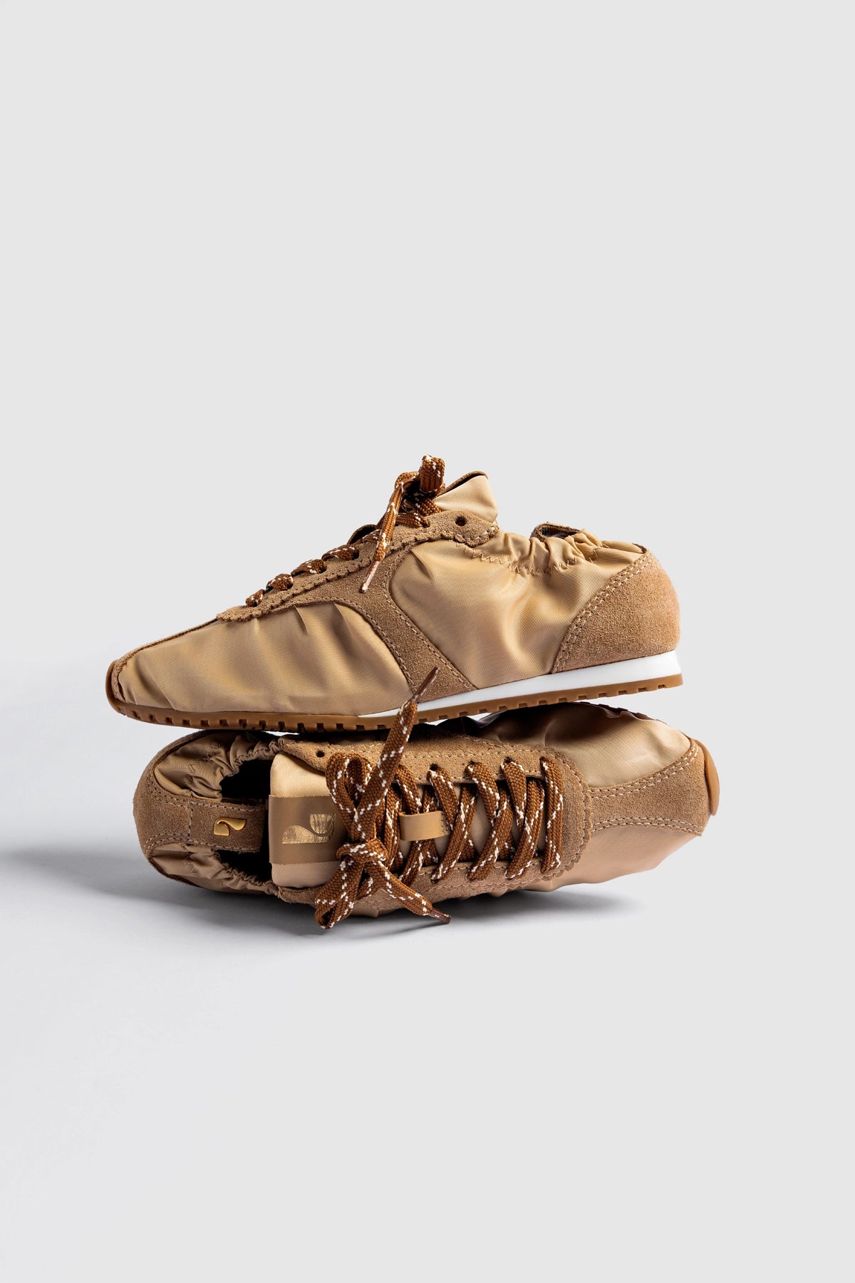 Stella Lite Sneaker In Peanut Nylon and Suede - Sneakers Stella Lite Sneaker In Peanut Nylon and Suede - Sneakers