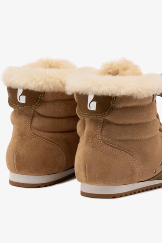 Stella Mid Sneaker In Peanut Suede And Natural Shearling