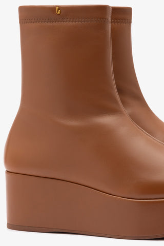 Dani New Flatform Boot In Caramel Leather