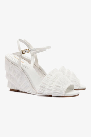 Yves Fringe Wedge In White Raffia