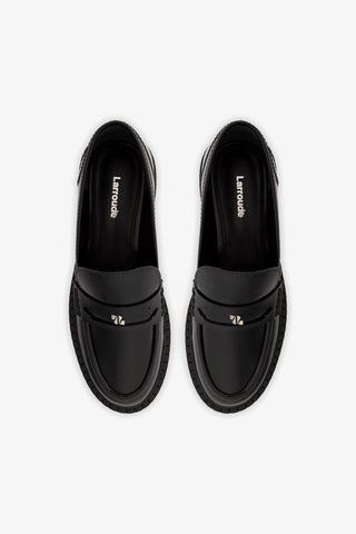 Suki Lugsole Loafer In Black Box Leather