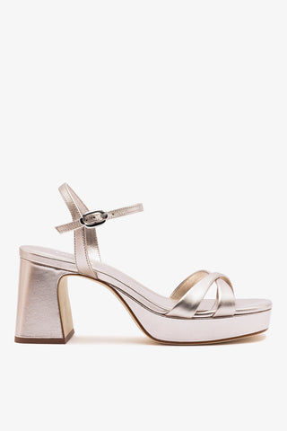 Bianca Low Sandal Champagne Leather Sandal Larroudé