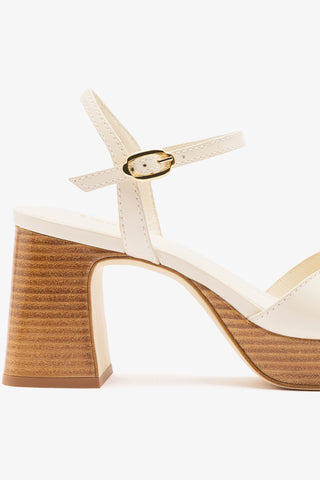 Bianca Low Sandal Ivory Leather Sandal Larroudé