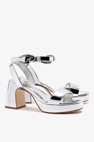 Dolly Verona Low Sandal In Silver Specchio Womens - Shoes - Sandals Larroudé