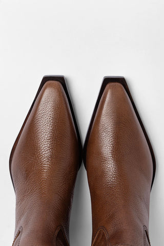 Florencia Boot Burnt Umber Leather Boot Larroudé