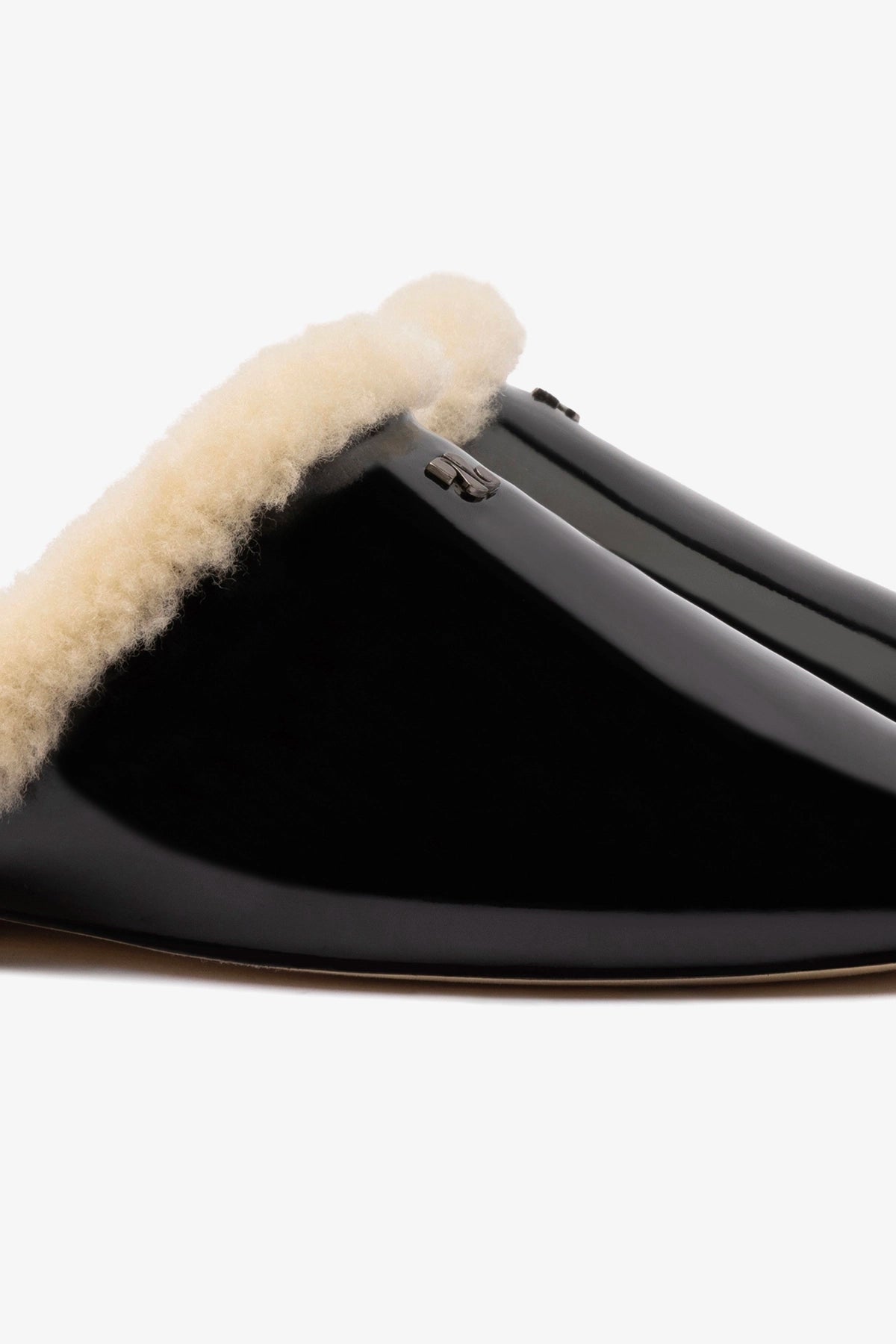 Venice Flat Mule In Black Patent Leather And Natural Shearling Venice Flat Mule In Black Patent Leather And Natural Shearling