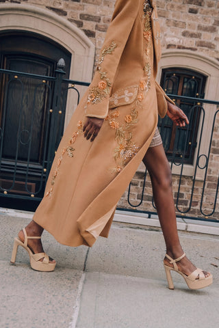 Bianca High Platform Sandal In Sand Leather Sandal Larroudé