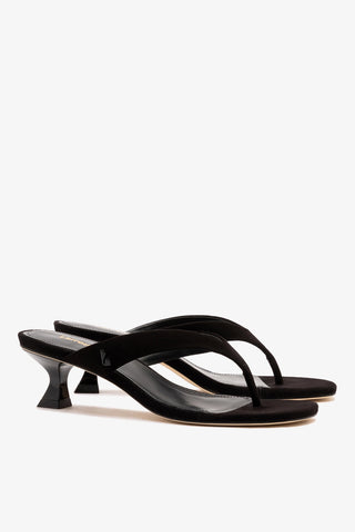 Gaia Low In Black Leather