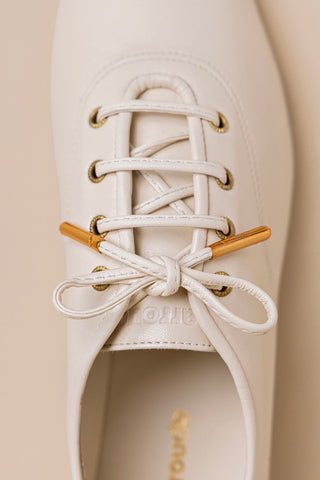 Liza Sneaker In Ivory Leather
