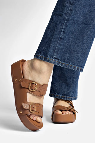 Milan Flatform Sandal In Light Caramel Vegetale Leather Flat - Sandal Larroudé