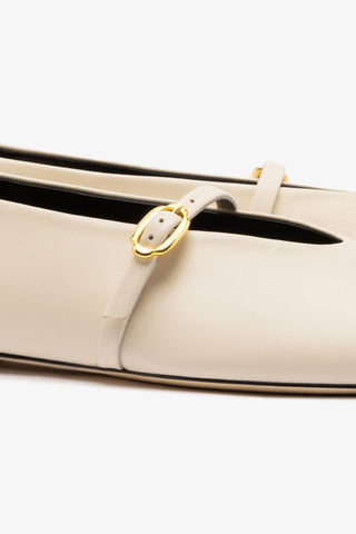 Misty Ballerina Flat In Ivory Leather