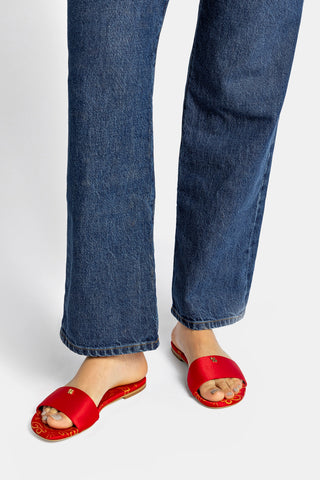 Ivy Flat In Cherry Satin Flat - Sandal Larroudé