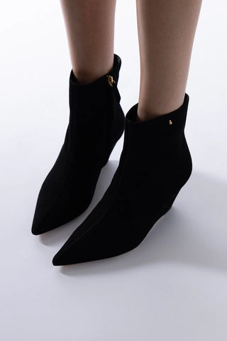 Loulou Boot Black Suede Boot Larroudé