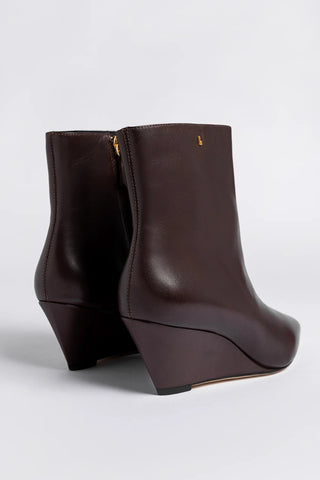 Loulou Boot Brown Leather Boot Larroudé